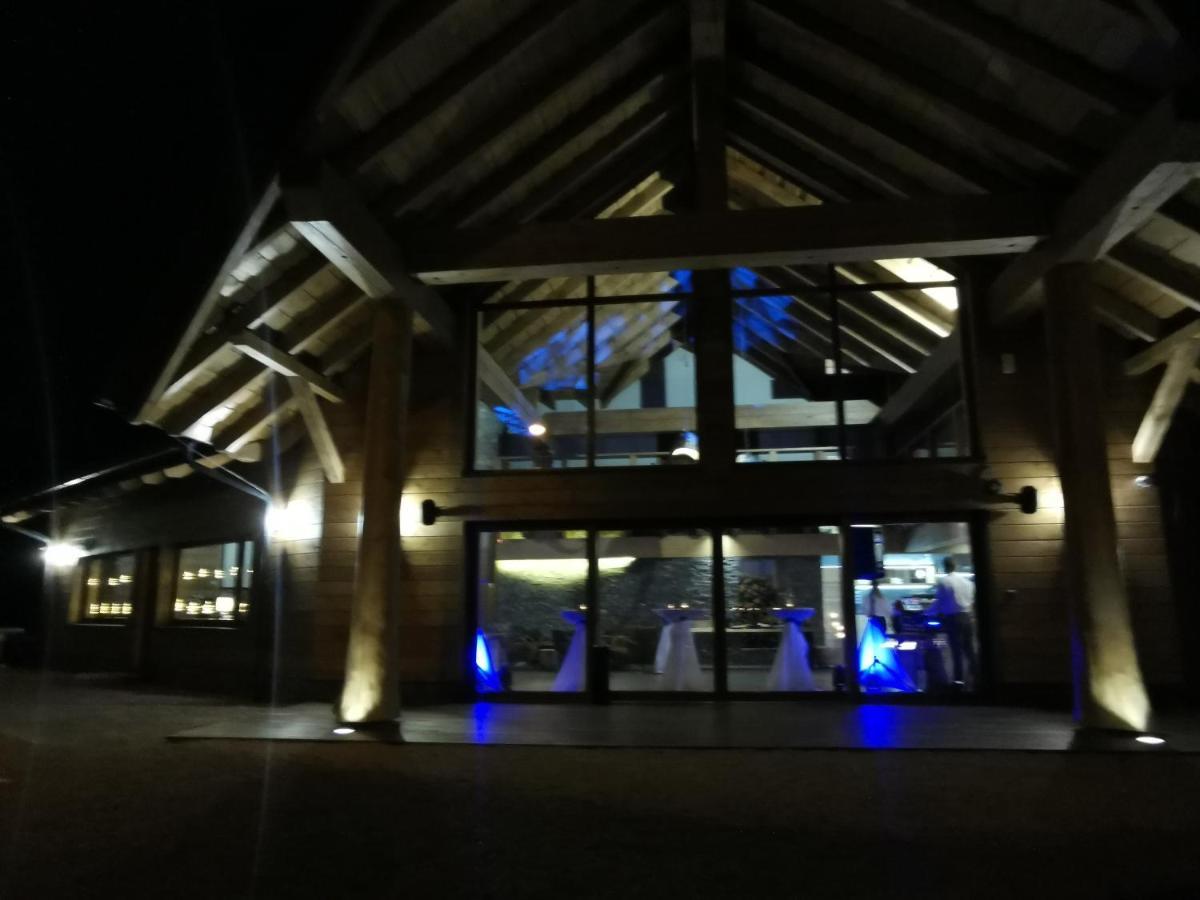 Koliba Na Vrsku Hotel Bytca ภายนอก รูปภาพ